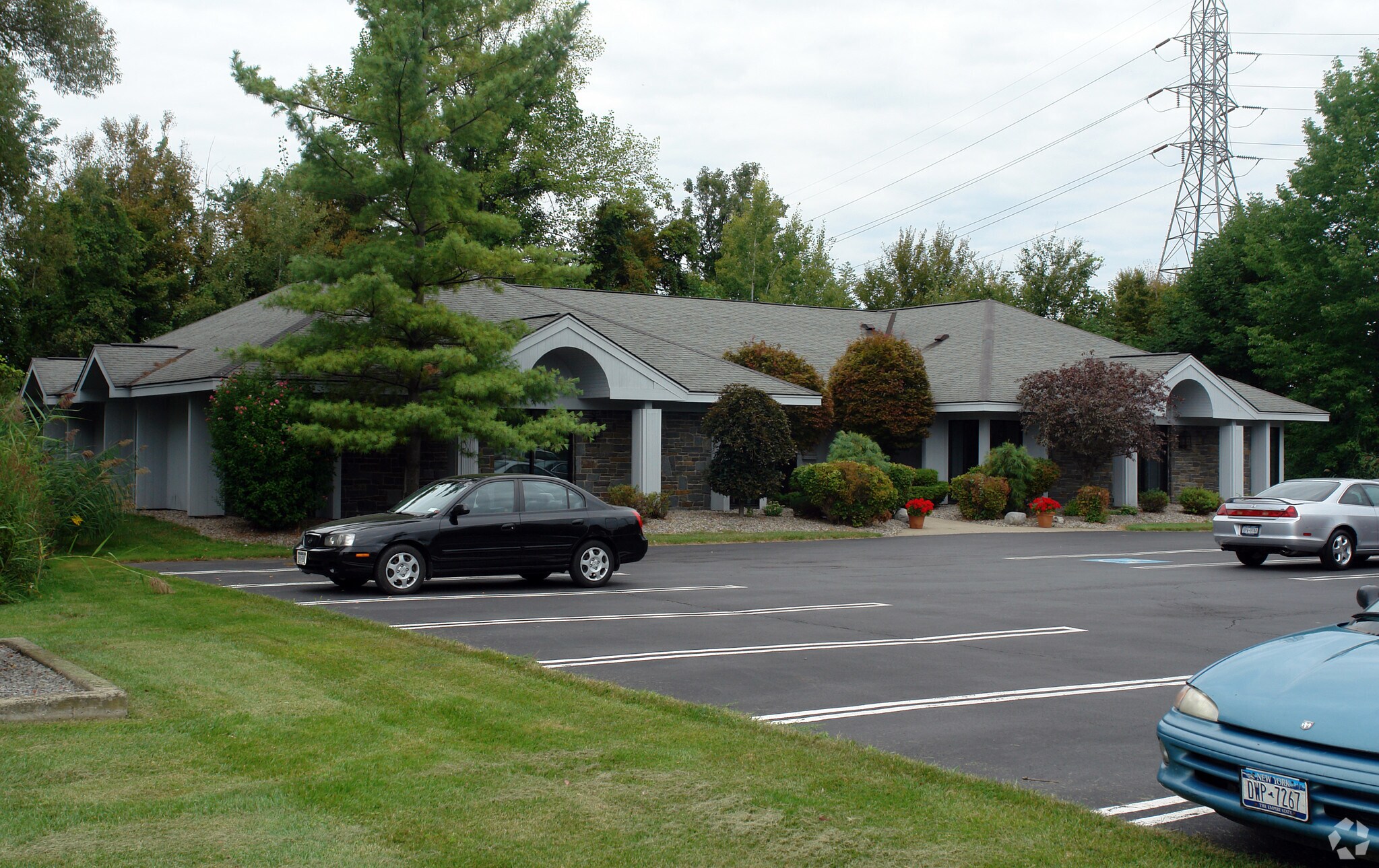 5710 Commons Park East Syracuse, NY 13057 Office Property for Sale on