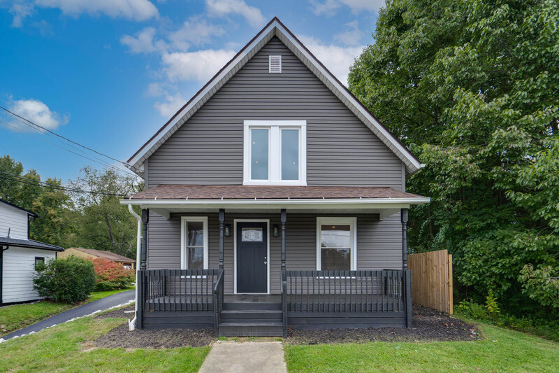 8327 Cleveland Ave NW, North Canton, OH for Sale