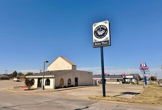 Mustang, OK Retail - 331 N Mustang Rd