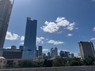 Austin, TX Retail - 2237 E Riverside Dr