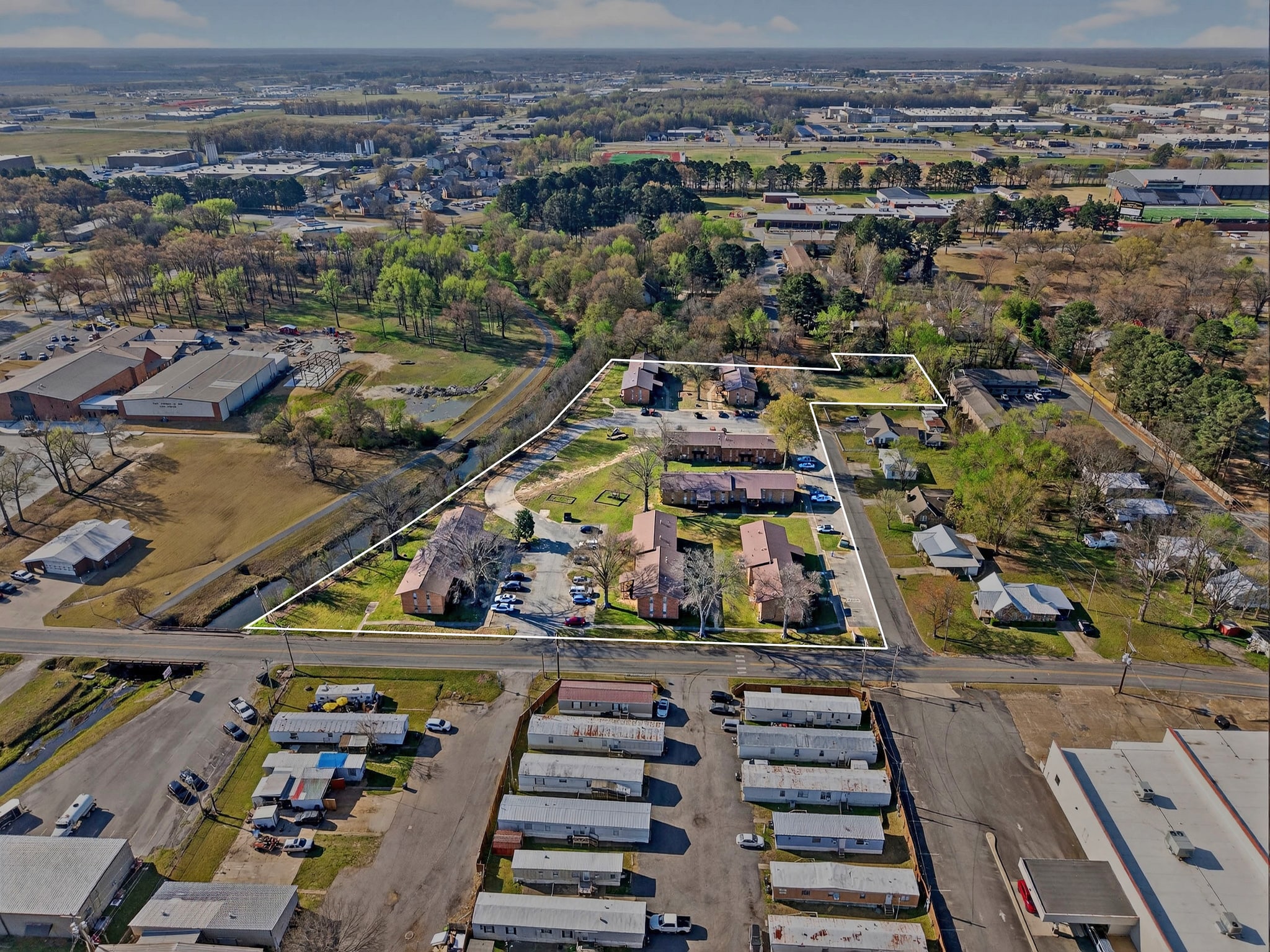 1703 E Market Ave, Searcy, AR for Sale