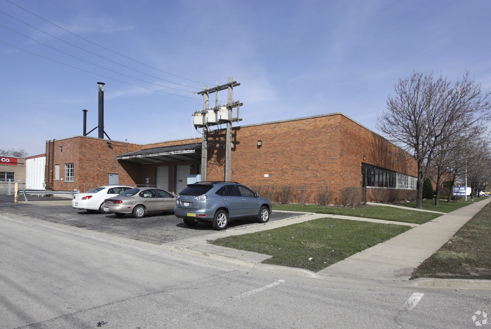 4242 S 1st Ave, Lyons, IL for Rent