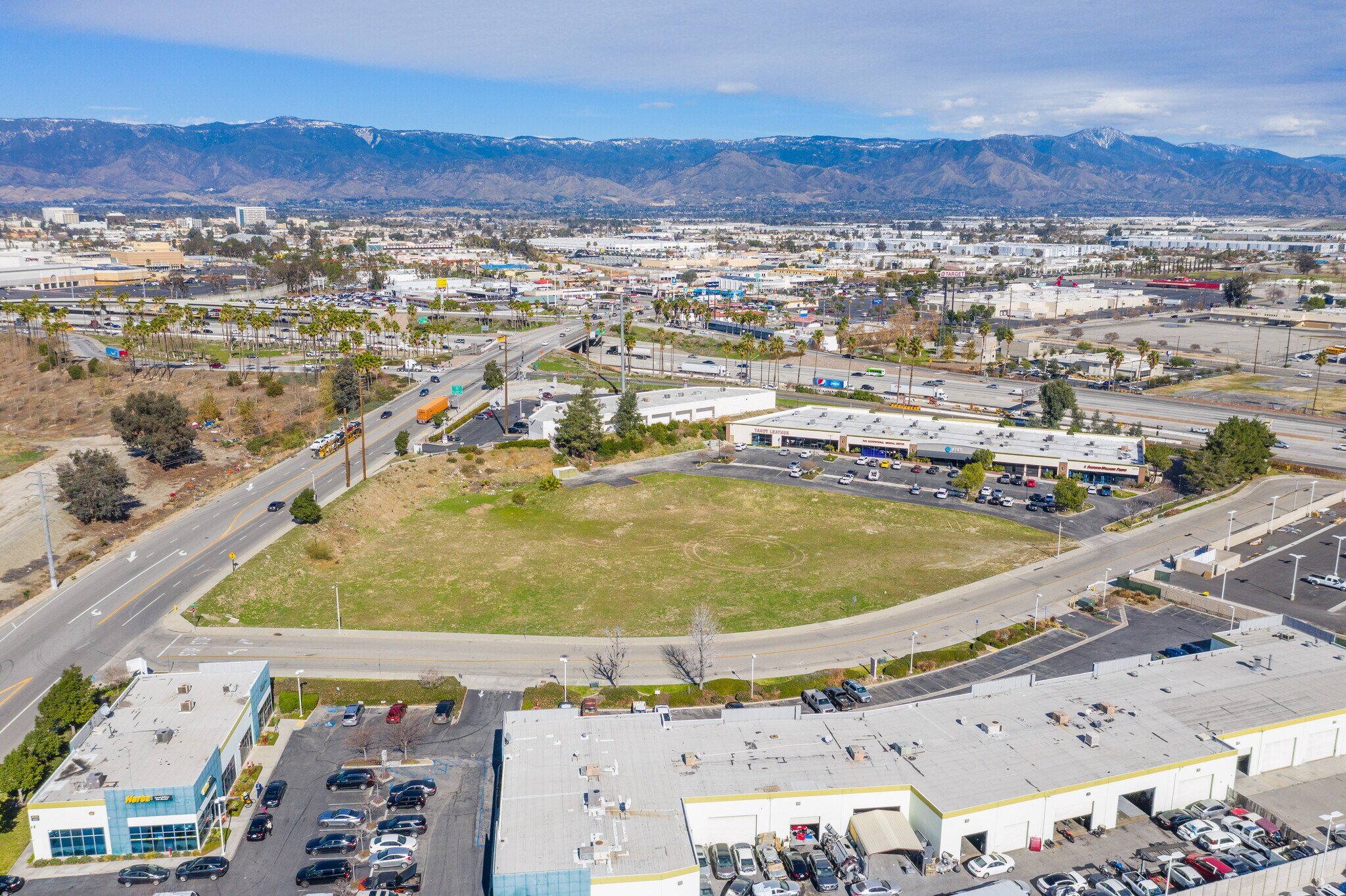 Orange Show Rd & 215 Fwy, San Bernardino, CA for Sale