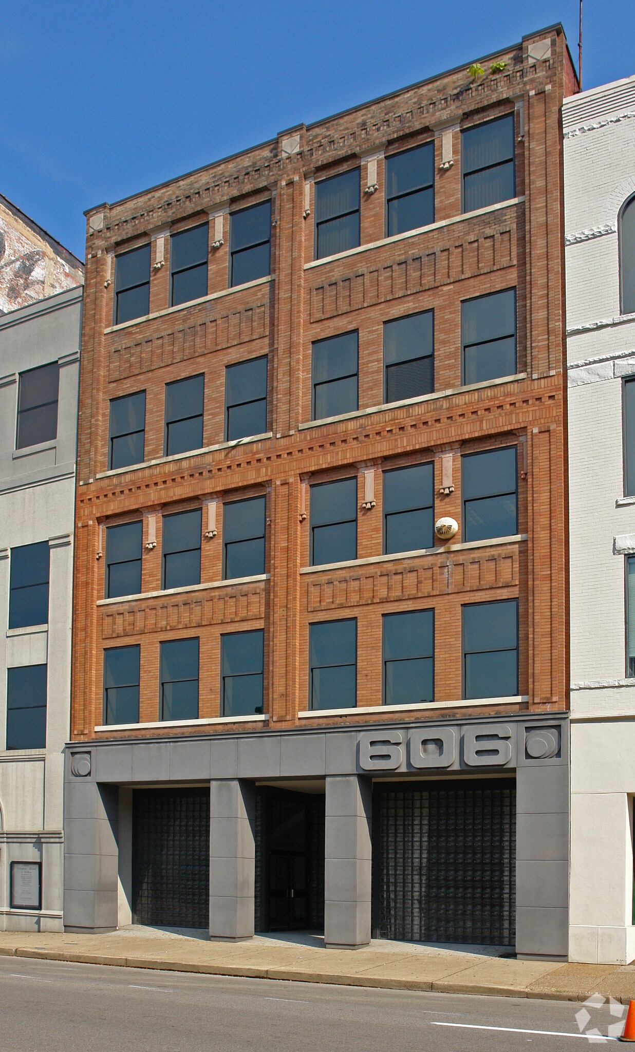606 Virginia St E, Charleston, WV for Rent