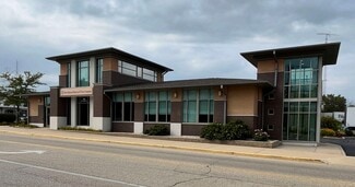 Elkhorn, WI Bank - 190 E Geneva St