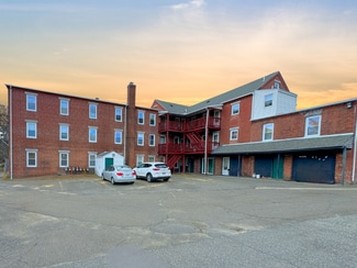 West Warren, MA Apartments - 2303 Main St