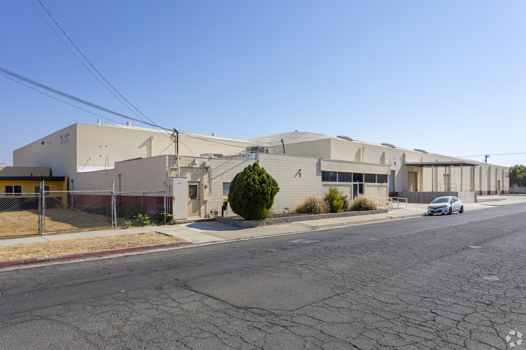 855 W 15th St, Merced, CA for Rent