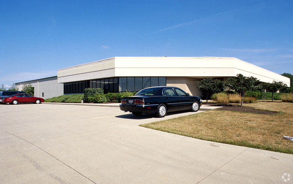 107 Northeast Dr, Loveland, OH for Sale