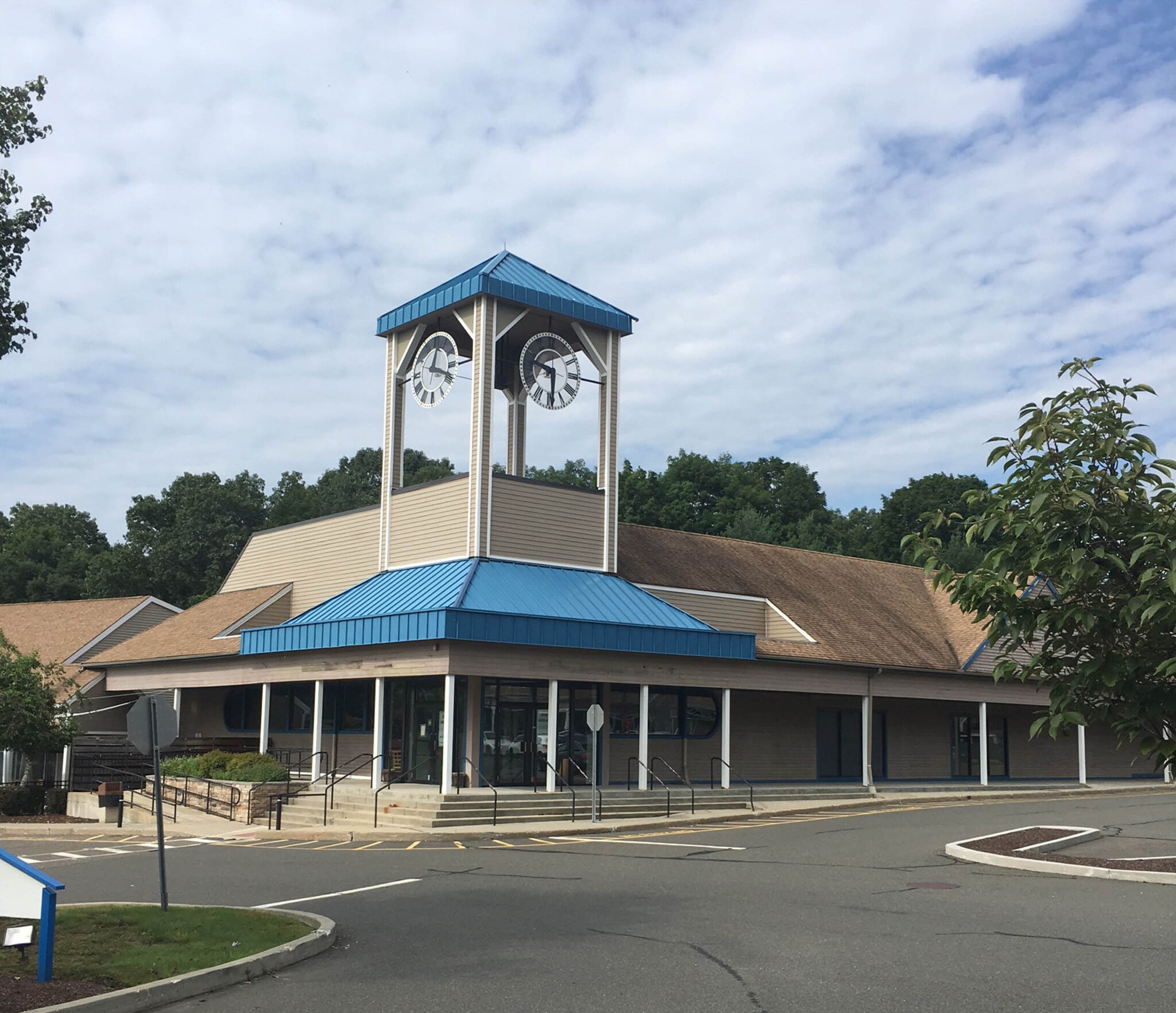 477 Main St, Monroe, CT for Sale