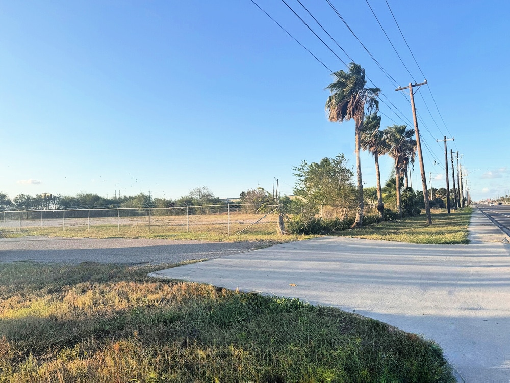 6161 Ayers St, Corpus Christi, TX for Sale