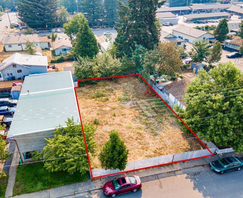 0 Oak St, Rogue River, OR for Sale