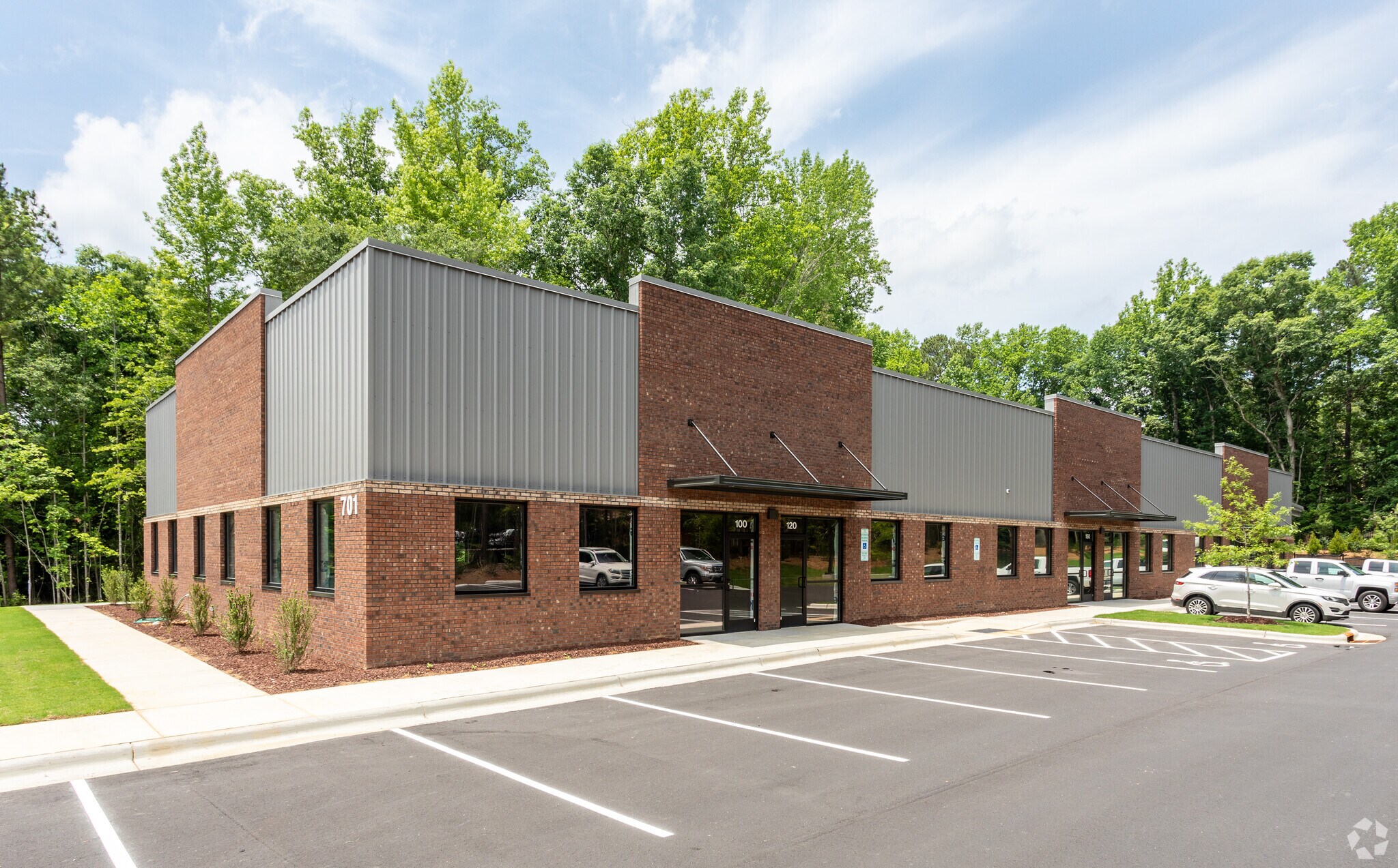 701 Bricksteel Ln Garner, NC 27529 Flex Property for Sale on