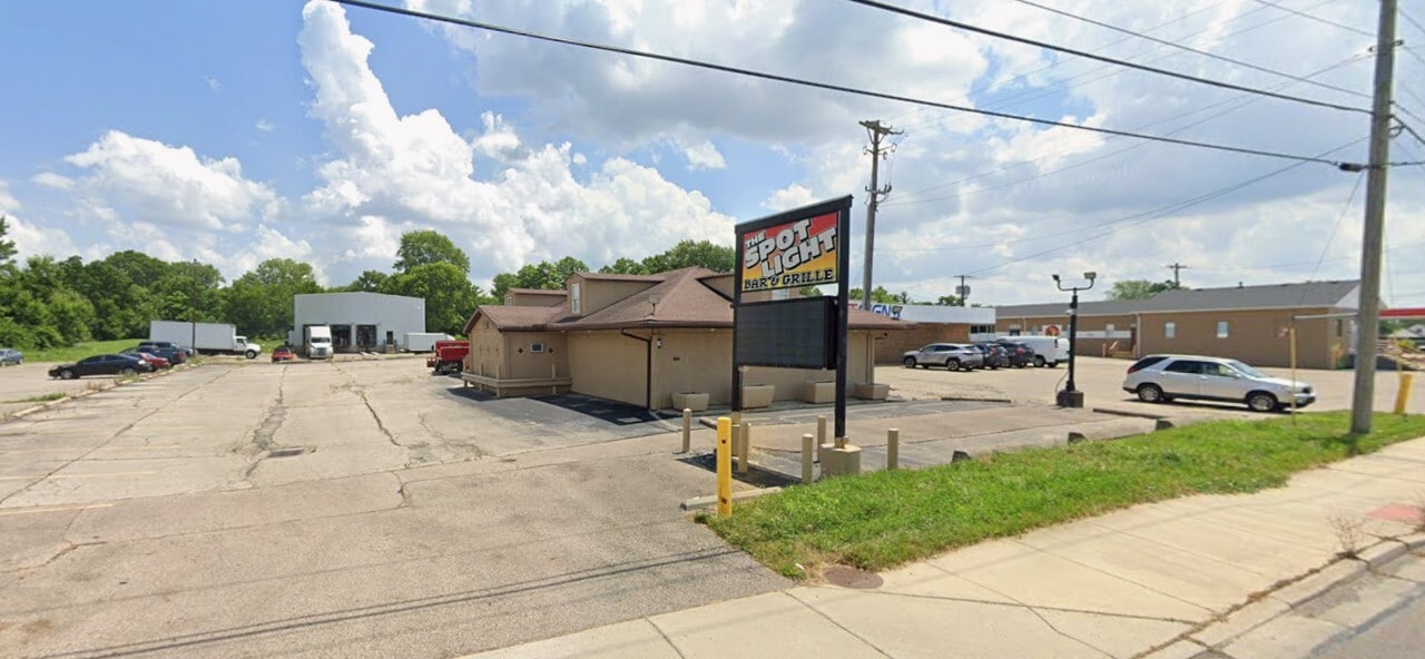 6028 N Dixie Dr, Dayton, OH for Sale