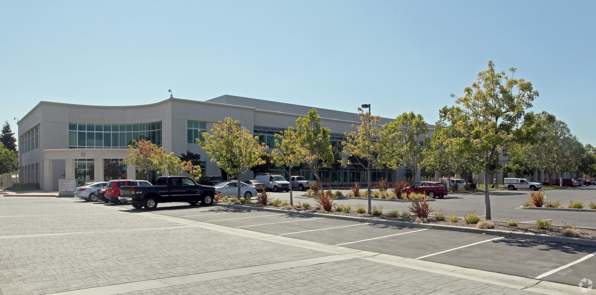 700 Bay Rd, Redwood City, CA for Rent