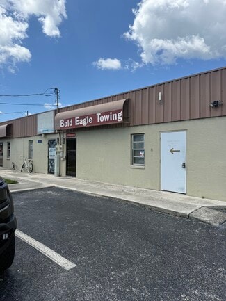 Naples, FL Flex - 3935 Enterprise Ave Naples, FL Flex - 3935 Enterprise Ave
