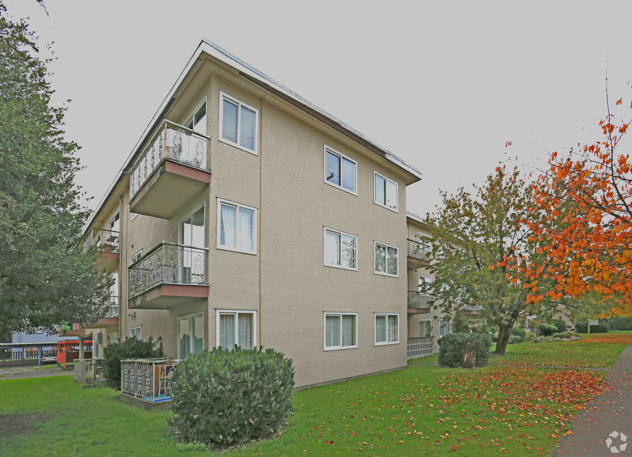 6540 Telford Av, Burnaby, BC for Sale