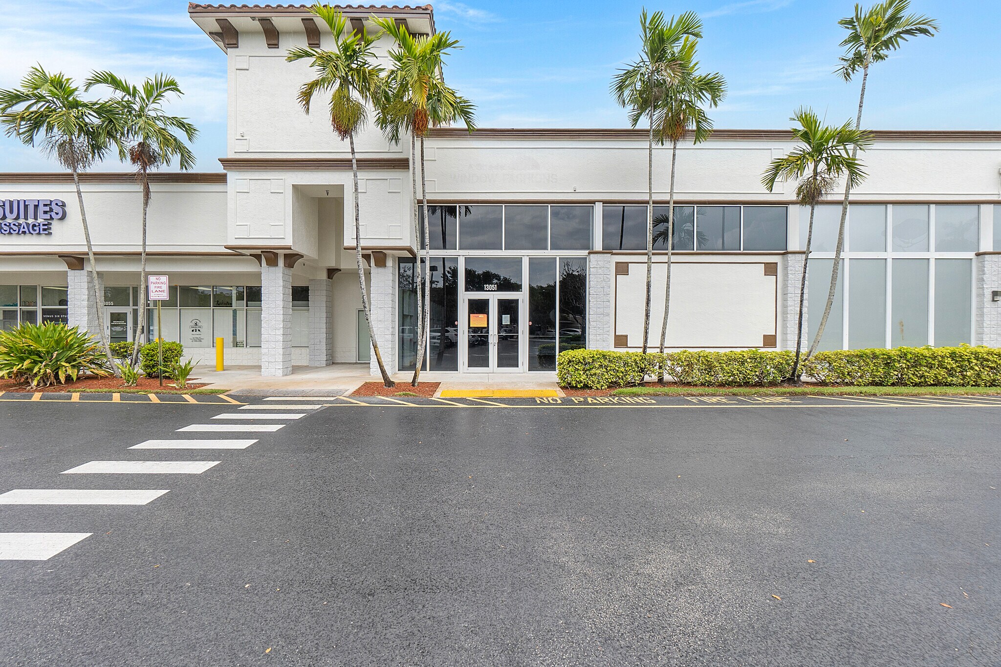 13051 W Sunrise Blvd Sunrise, FL 33323 Retail Property for Lease on