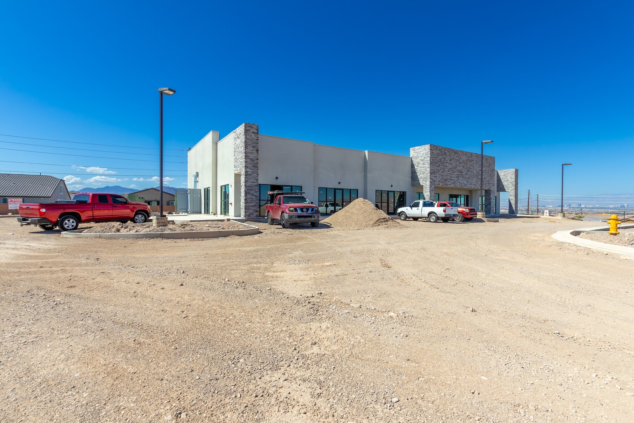 1260 E Lake Mead Pky Henderson, NV 89015 Retail Property for Sale on