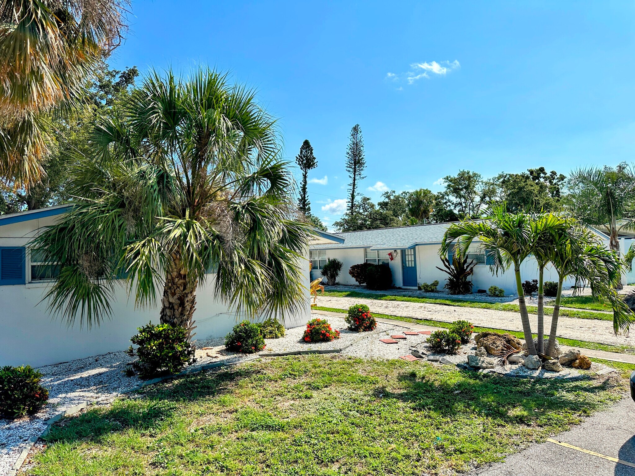 2029 Sandrala Dr, Sarasota, FL for Sale