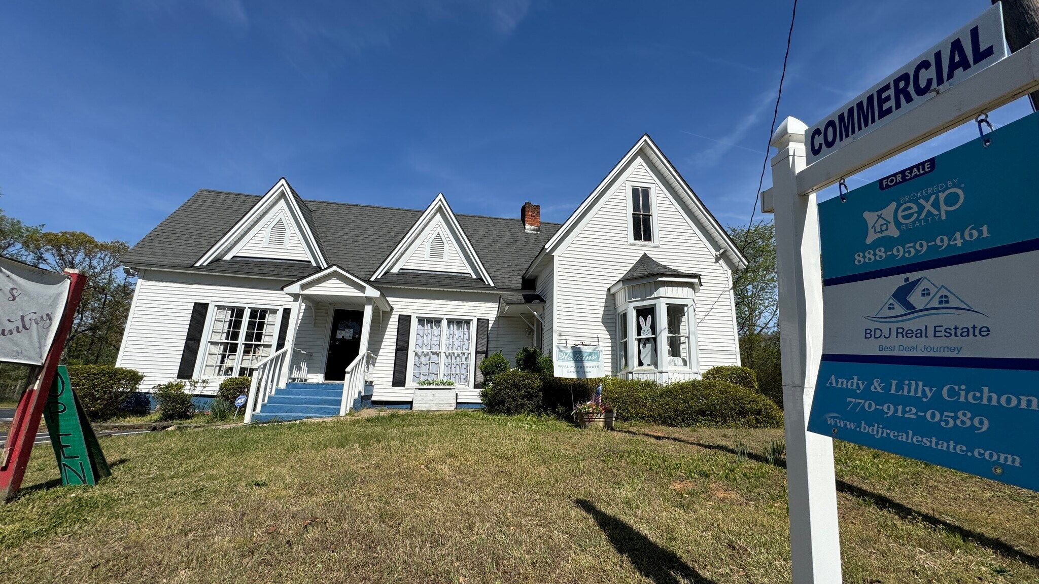 6720 S Sweetwater Rd, Lithia Springs, GA for Sale