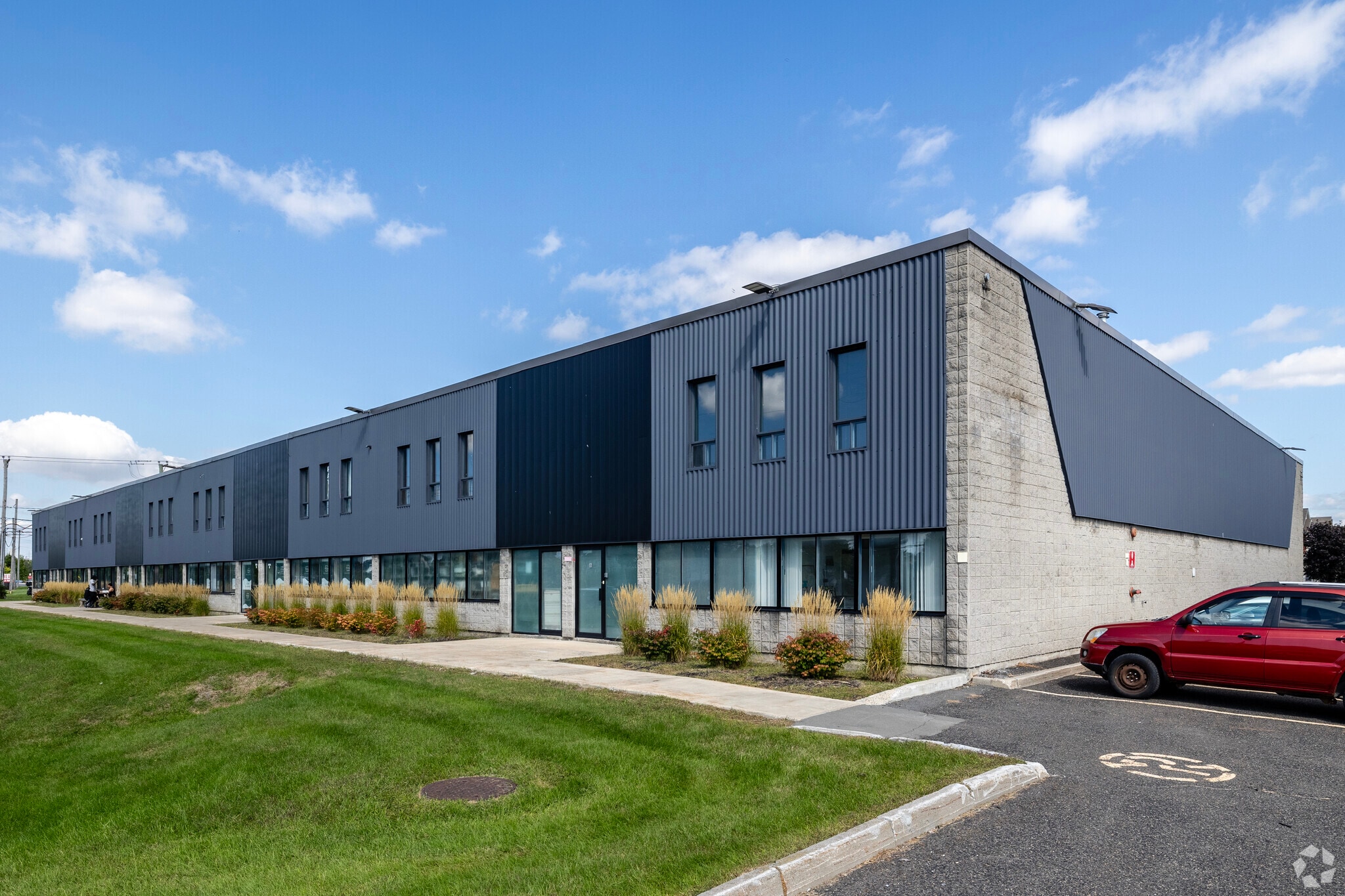 4800 Boul Kimber, Longueuil, QC for Rent