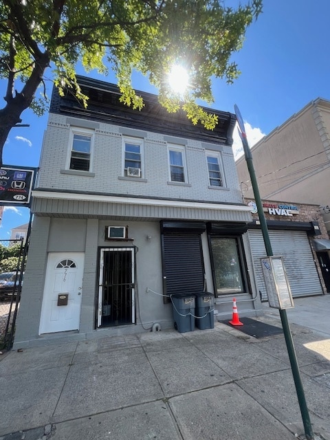 776 Richmond Ter, Staten Island, NY for Rent