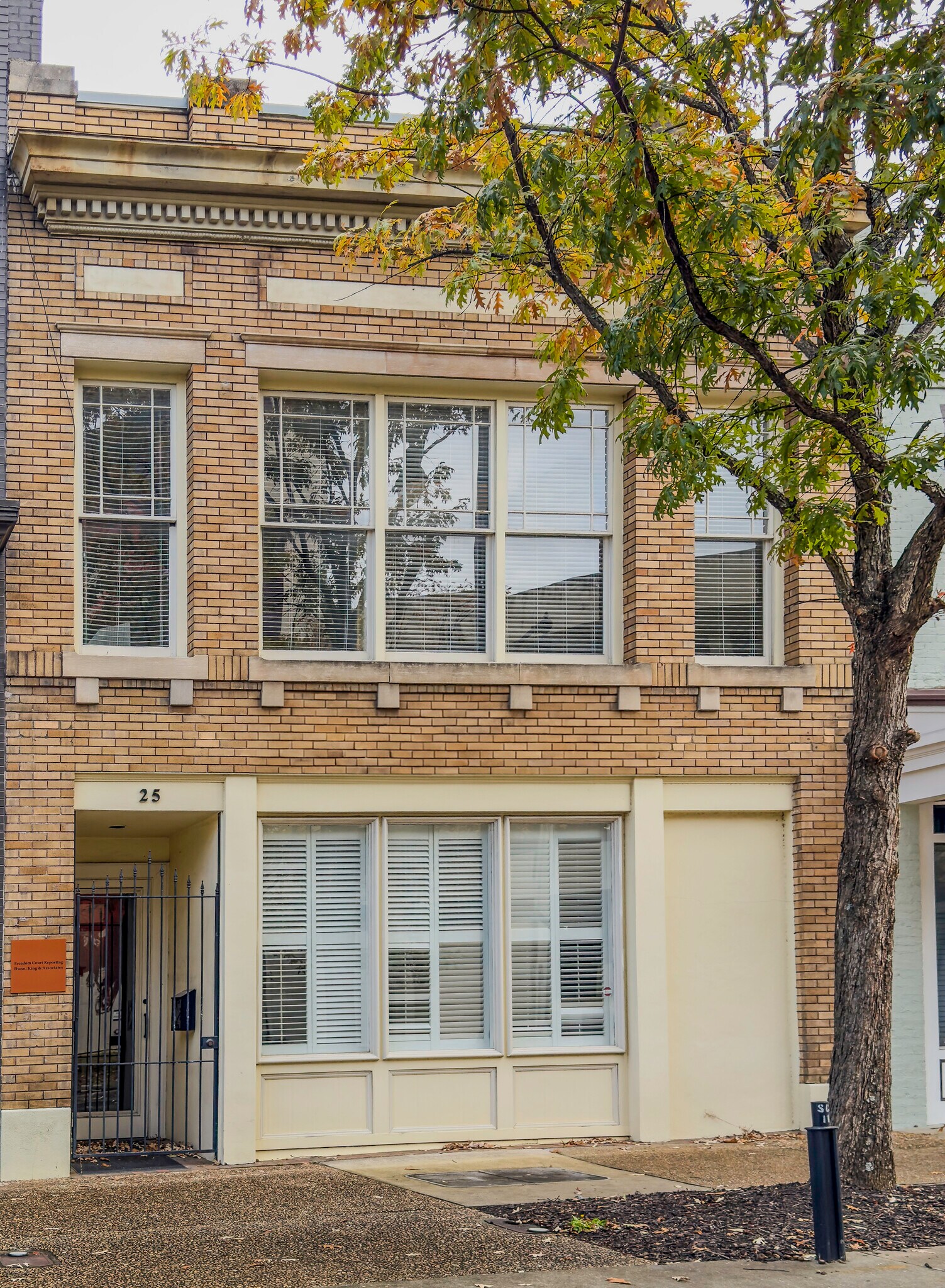 25 South Court St, Montgomery, AL for Sale