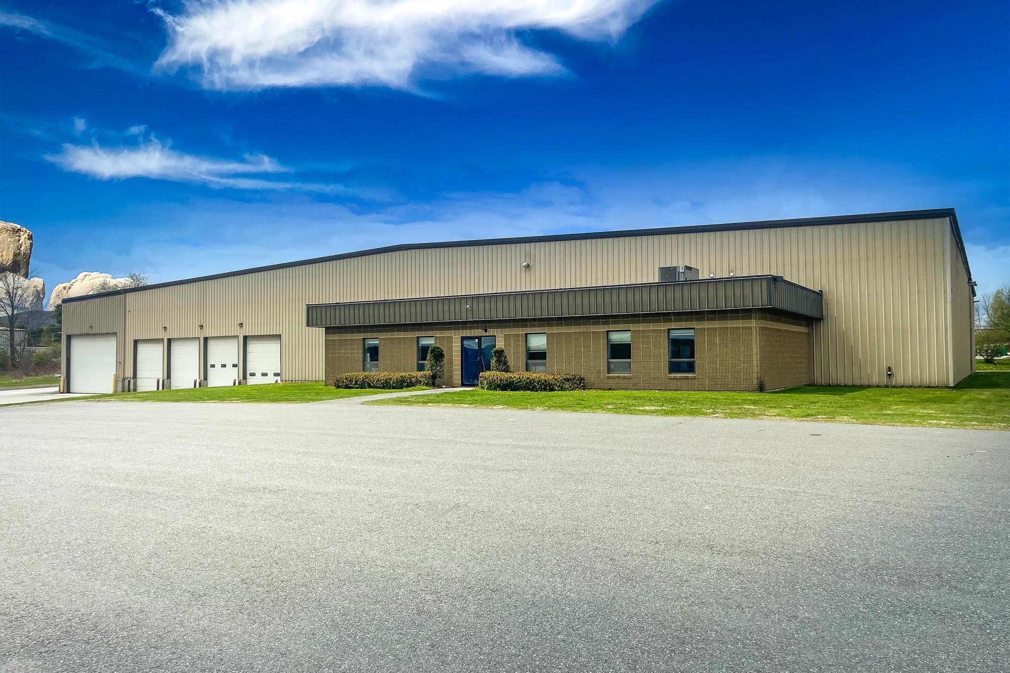 308 Industrial Ln, Berlin, VT for Rent