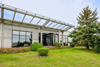 Pointe-claire, QC Industrial - 3000 Aut Transcanadienne