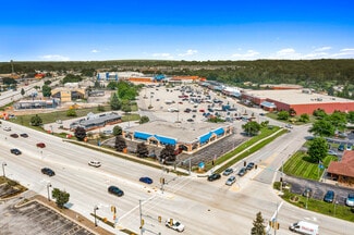 New Berlin, WI Retail - 3830 S Moorland Rd New Berlin, WI Retail - 3830 S Moorland Rd