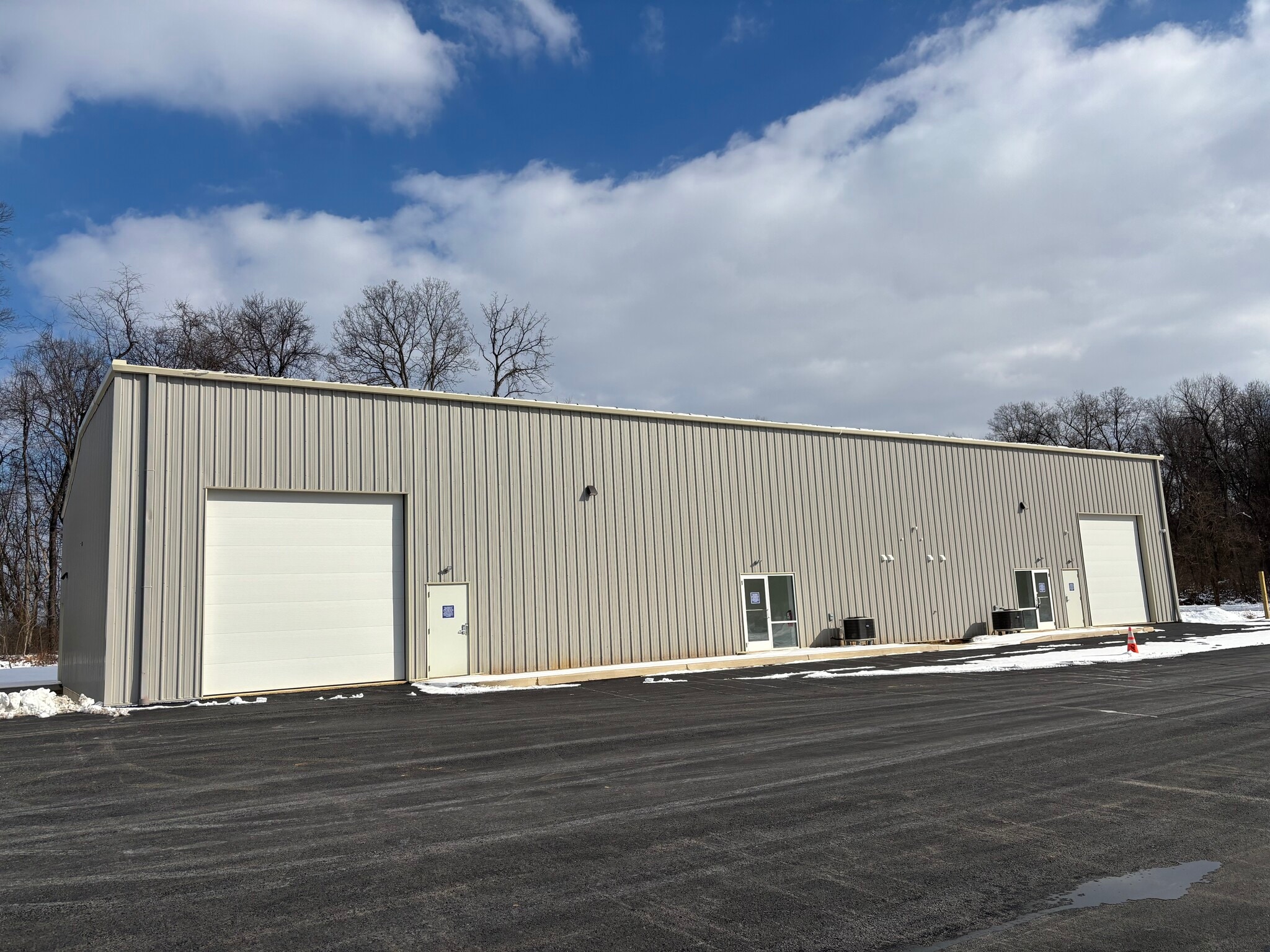 464 James Burr Blvd, Kearneysville, WV for Rent