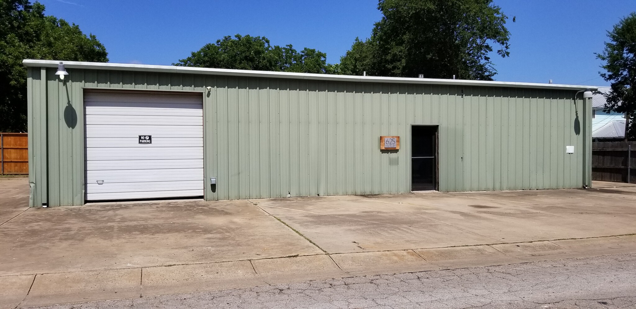 625 Cow Alley, Waxahachie, TX for Rent