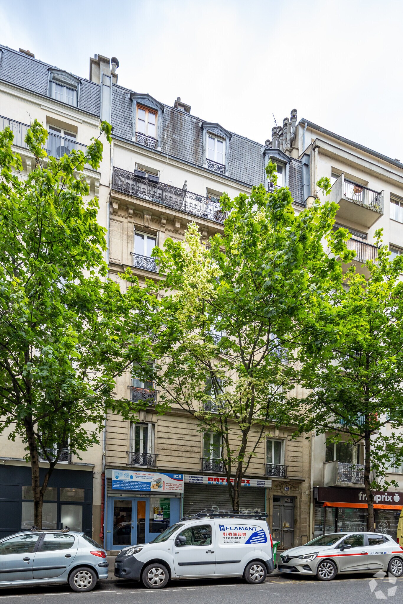 63 Rue Guy Môquet, Paris, PAR for Rent
