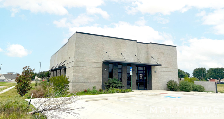 5700 North Park Dr, Watauga, TX for Rent