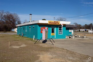 702 HIGHWAY 34 W  