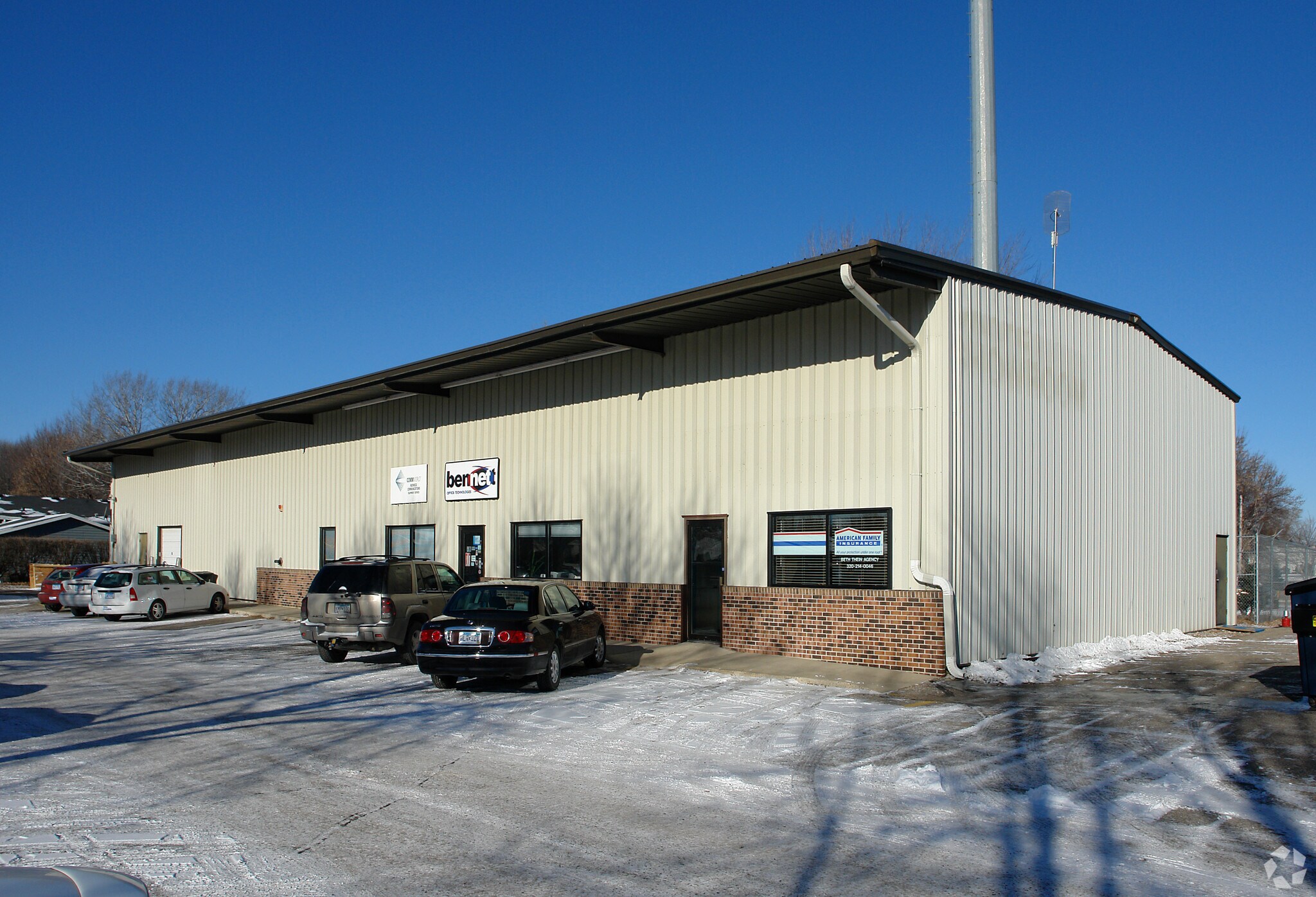 312 24th Ave SW, Willmar, MN for Sale
