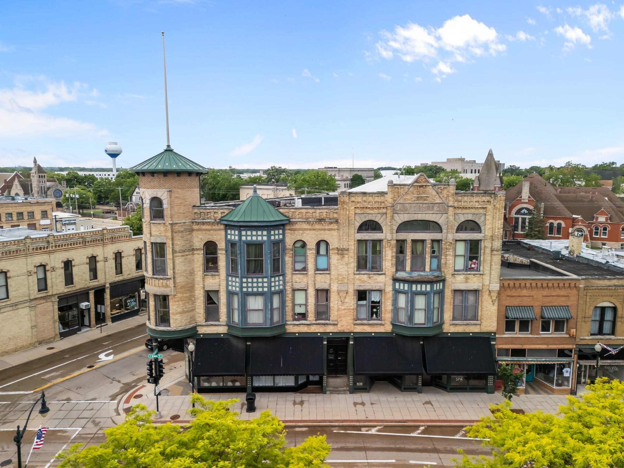 501-507 N Main St, Oshkosh, WI for Rent