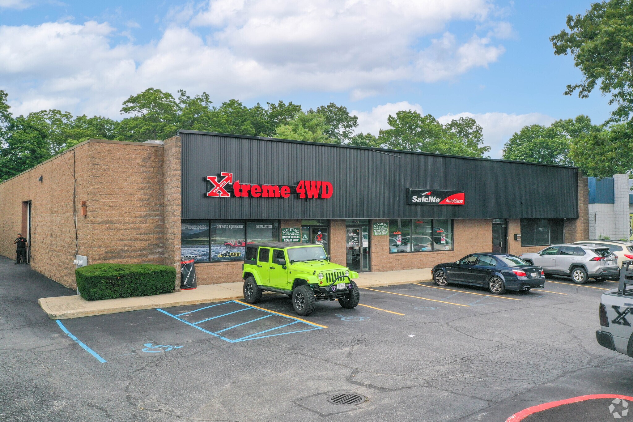 797801 Middle Country Rd Saint James, NY 11780 Shopping Center