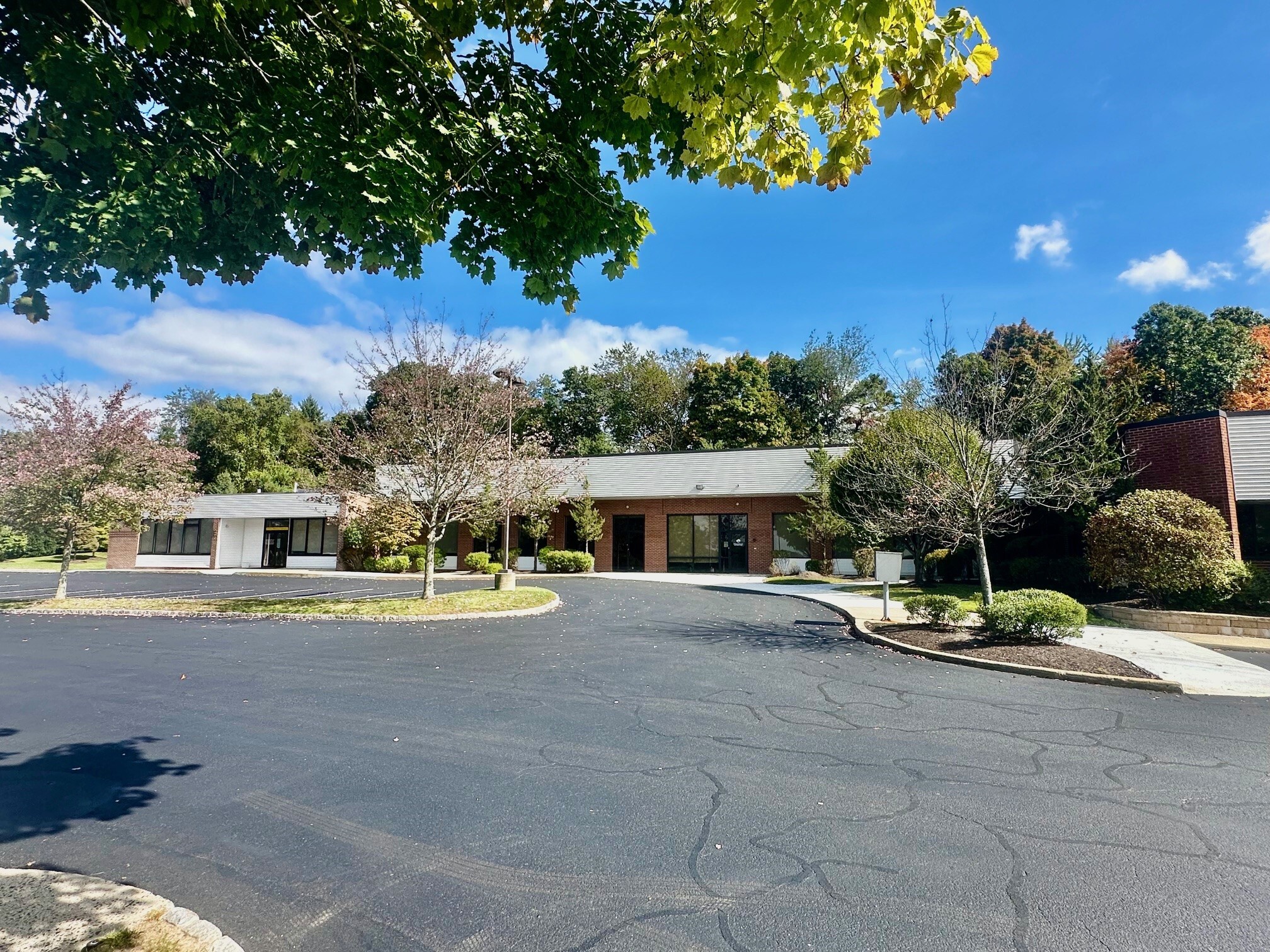 97 Barnes Rd, Wallingford, CT for Sale