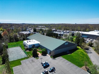 East Setauket, NY Warehouse - 5 S Jersey Ave
