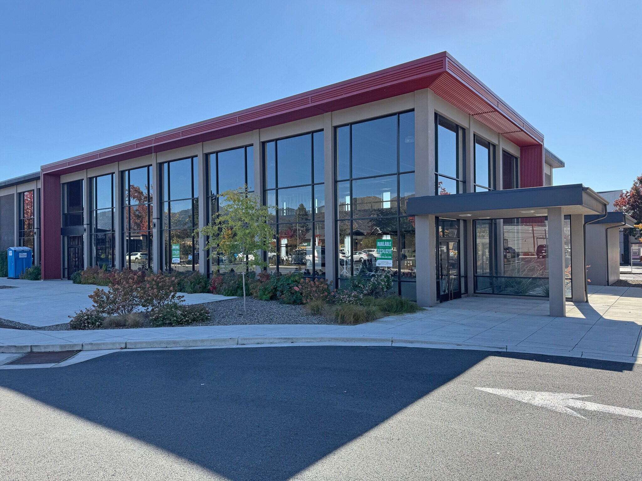 735 SE 6th St, Grants Pass, OR for Rent