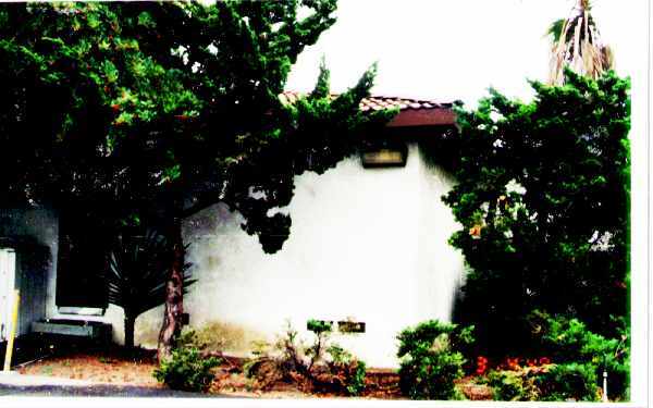 1975 Royal Ave, Simi Valley, CA for Sale