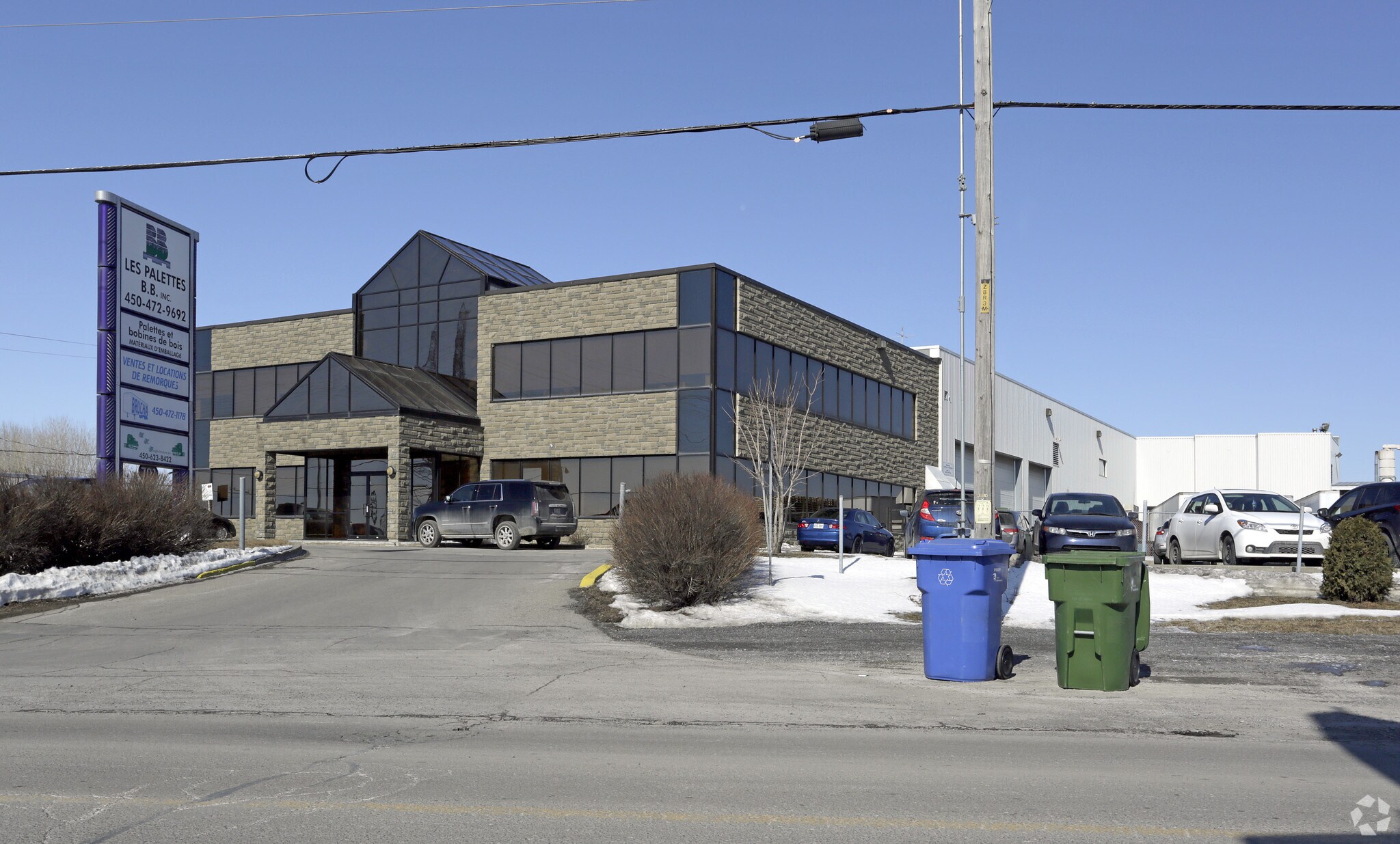 701 Rue Dubois, St-Eustache, QC for Rent