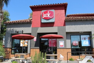 Escondido, CA Fast Food - 1430 E Valley Pky
