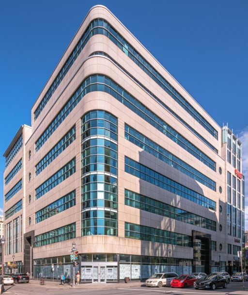 410 Boul Charest E, Québec, QC for Rent