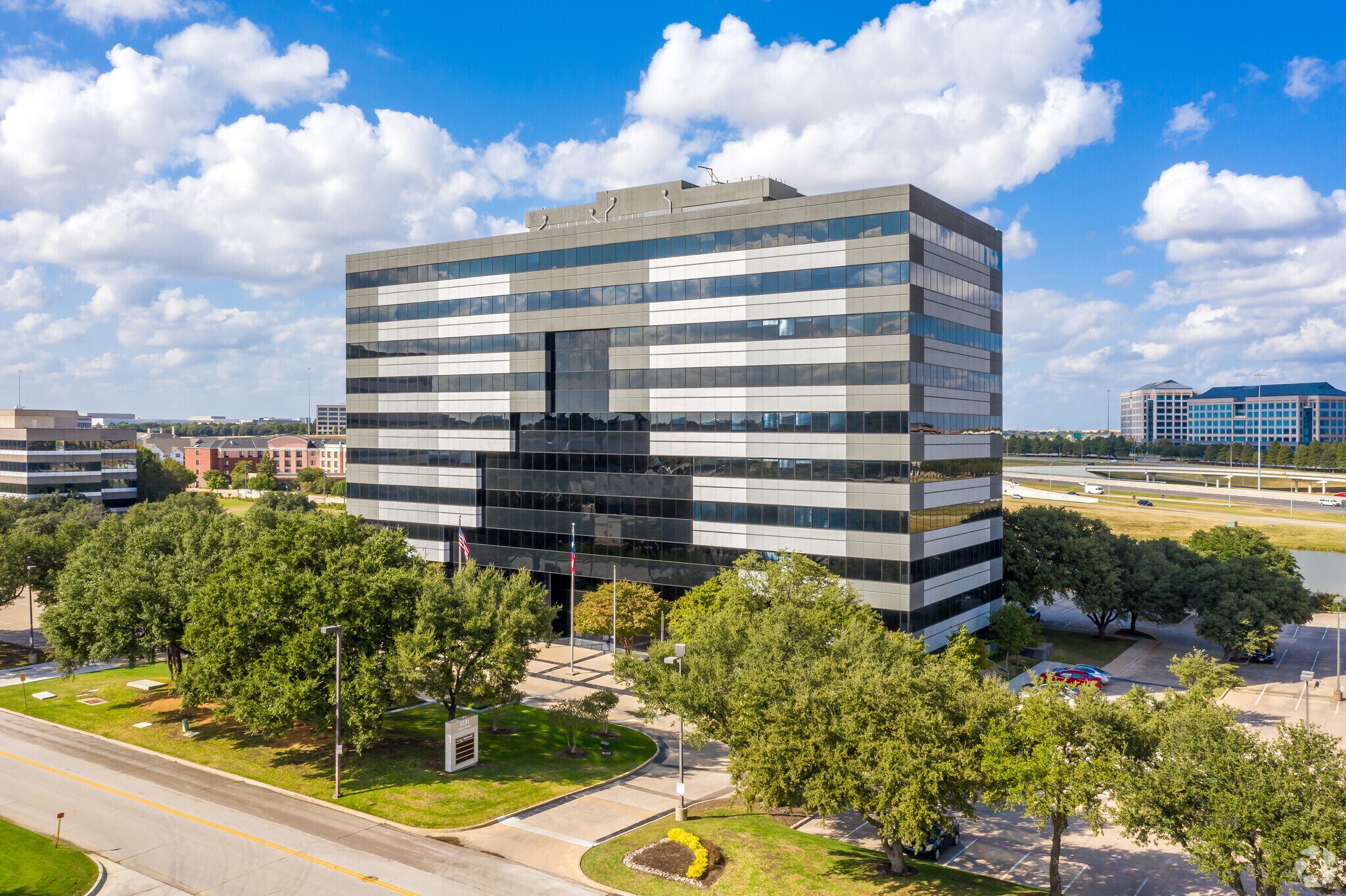1231 Greenway Dr, Irving, TX for Rent