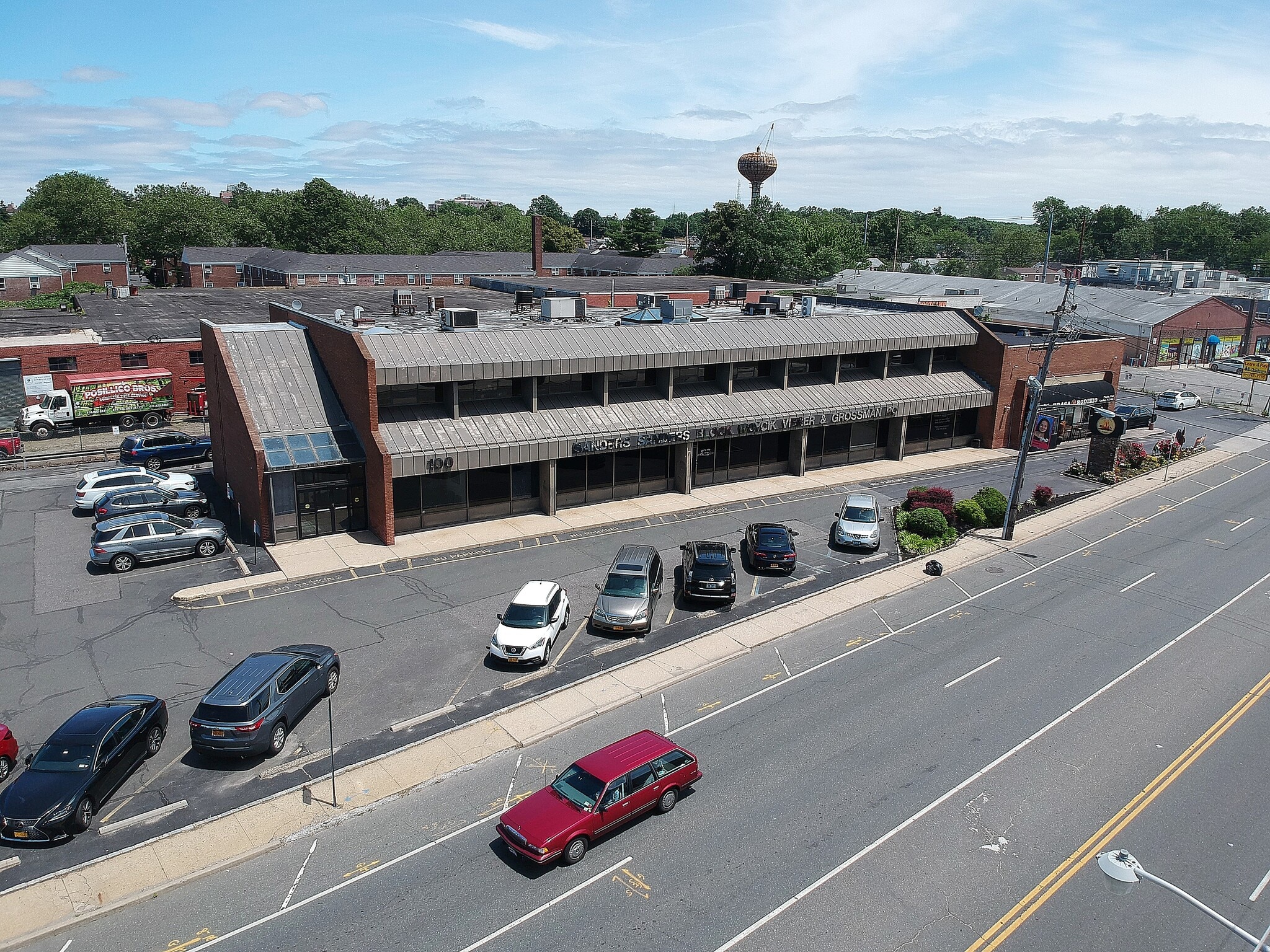 100 Herricks Rd Mineola, NY 11501 Office Property for Lease on