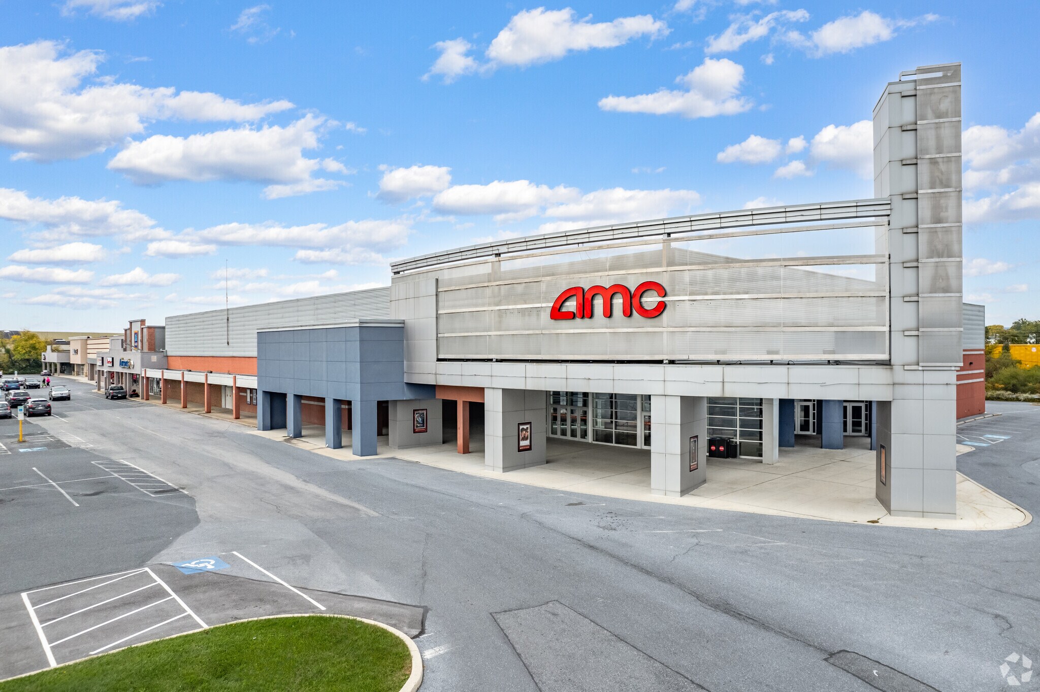 3433-3445 Simpson Ferry Rd, Camp Hill, PA for Sale