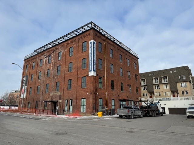 30 Powerhouse St, Toronto, ON for Rent