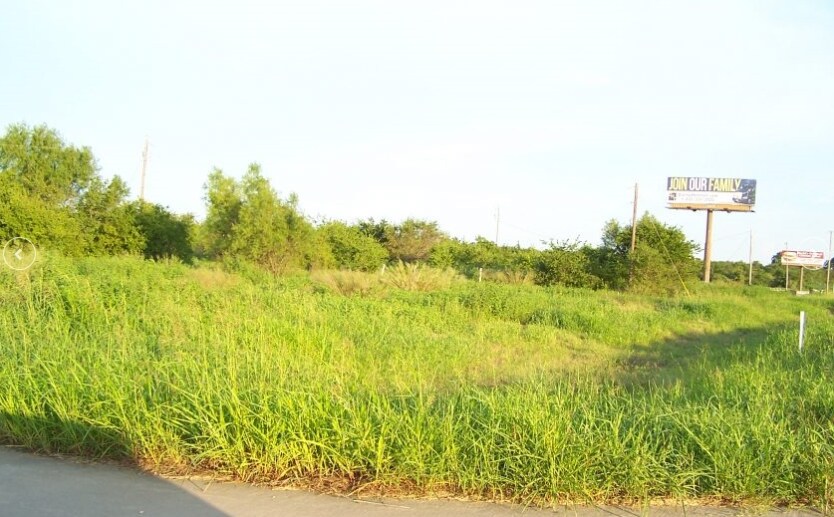 2805 SE Interstate 35, Hillsboro, TX for Sale